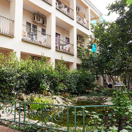 Marco Club Hotel Gagra Exterior foto