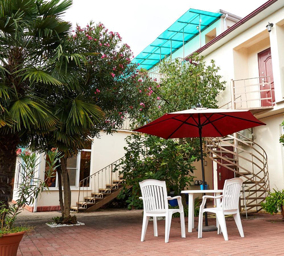 Marco Club Hotel Gagra Exterior foto