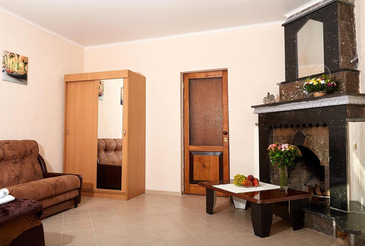 Marco Club Hotel Gagra Exterior foto